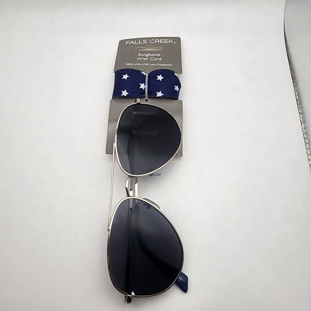 NWT Falls Creek Silver & Blue Aviator Sunglasses & Blue & White Star Cord